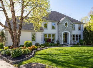 3259 Foxcroft Dr, Lewis Center, OH 43035