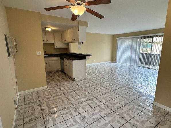 3050 S Bristol St UNIT 2Q-88