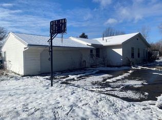 6180 E Five Point Hwy, Eaton Rapids, MI 48827