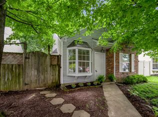 1018 Parkside Dr, Georgetown, KY 40324