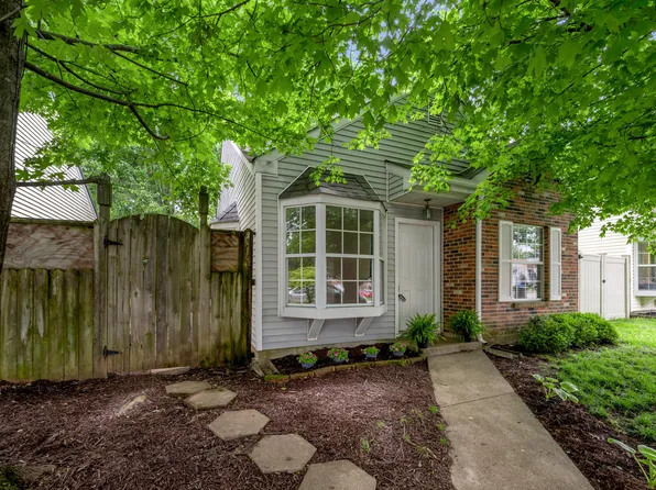 1018 Parkside Dr, Georgetown, KY 40324