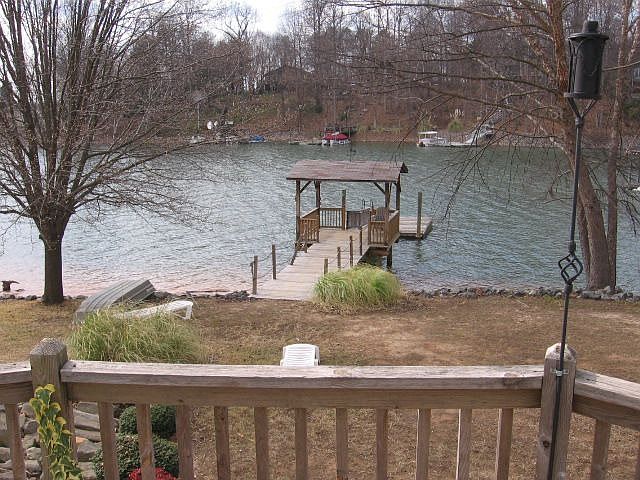 Great Floating Boat Dock 