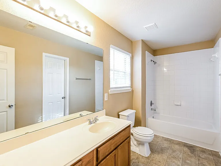 22123 Greengate Dr — Photo 11