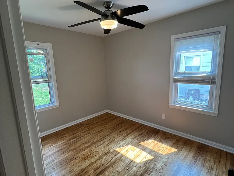 24808 Ross St — Photo 7