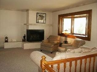 729 New Mexico Ct, Elk Grove Village, IL 60007