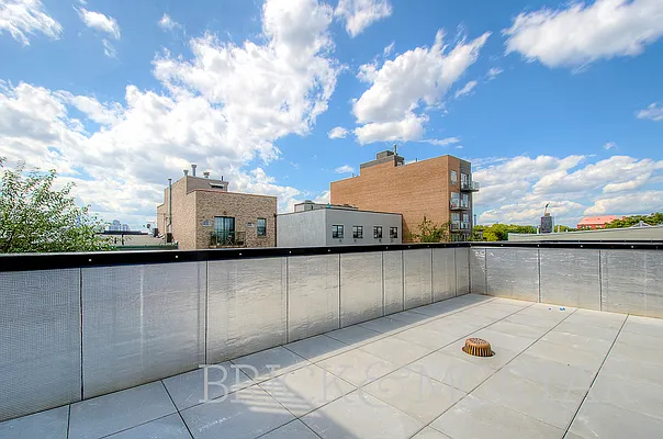 Rented by Brick&Mortar | media 35