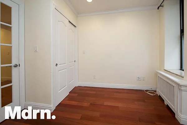 Rented by Mdrn Residential | media 3