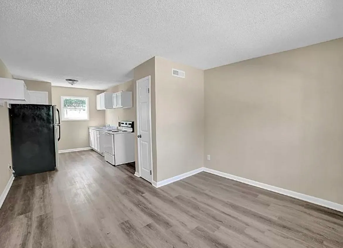 1825 15th Ave N, Unit 1 — Photo 3