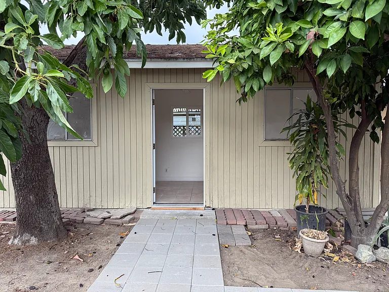 1181 W Phillips Blvd #B — Photo 10