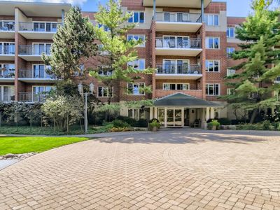 3900 W Bryn Mawr Ave APT 307, Chicago, IL, 60659