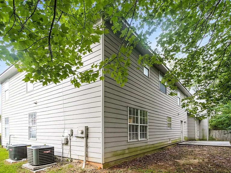 6261 Remington Park — Photo 17