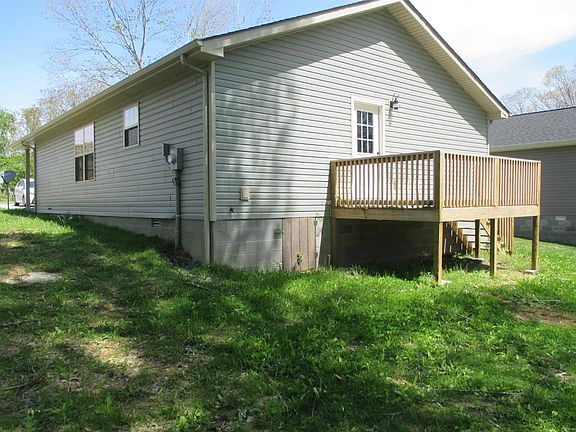 4th image of 30 Kaylee Ln