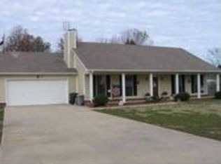 76 Ashley St SE, Decatur, AL 35603