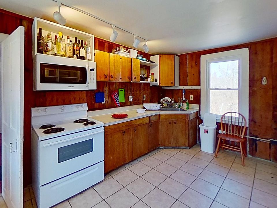 332 West St, Amherst, MA 01002 Zillow