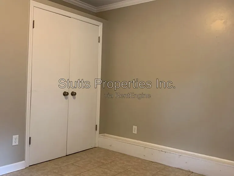 414 Hermitage Dr #8 — Photo 7