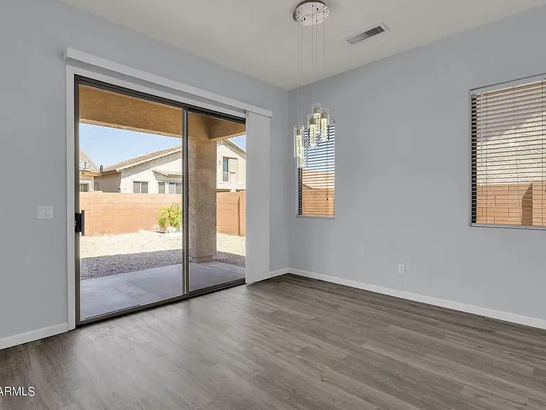 16784 W Nottingham Way — Photo 7