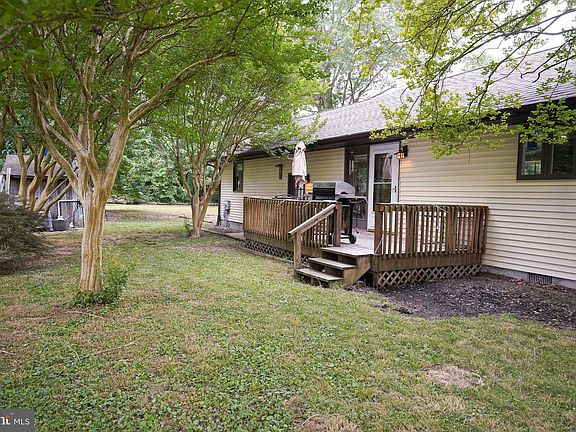 2nd image of 119 Shamrock Dr