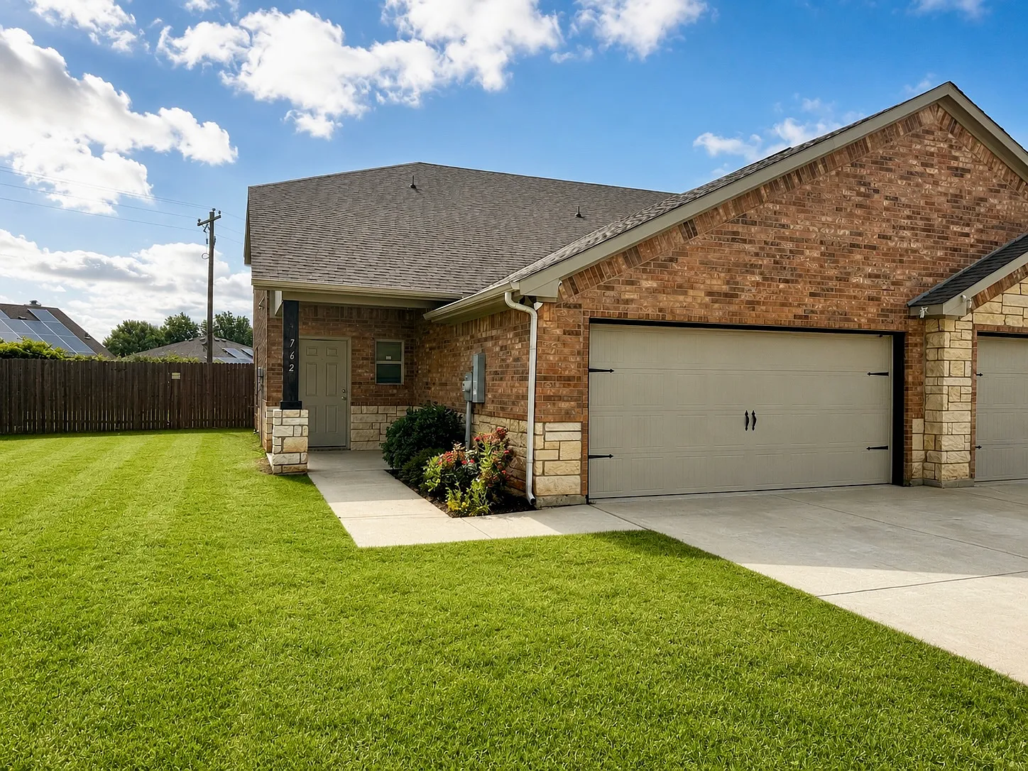3 bed, 1691 sqft, $1,995 — Photo 2