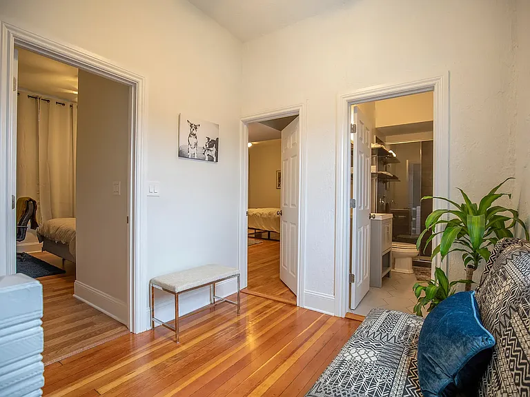 2052 N Halsted St #2R — Photo 4