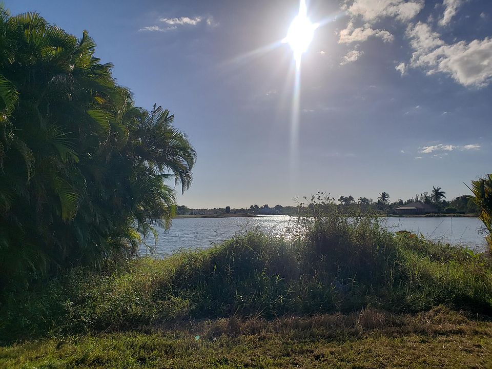 1st image of 18024 Royal Hammock Blvd