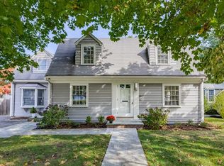510 Webster St, Needham, MA 02494