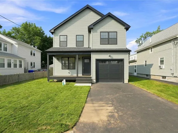 135 Owen Ave, Pawtucket, RI 02860