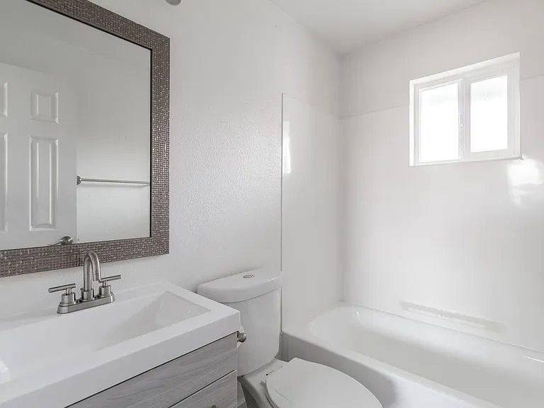 3438 N. 37th St. — Photo 1