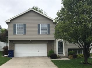 16458 Erskine St, Omaha, NE 68116