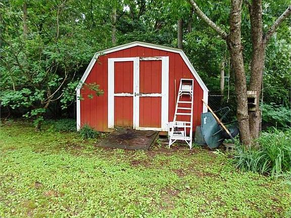 4th image of 12247 Fox Den Ln