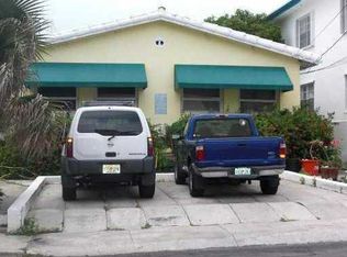 327 Monroe St, Hollywood, FL 33019