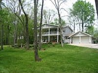 2nd image of 924 Hurst Dr