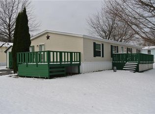 538 Memory Ln, Girard, PA 16417