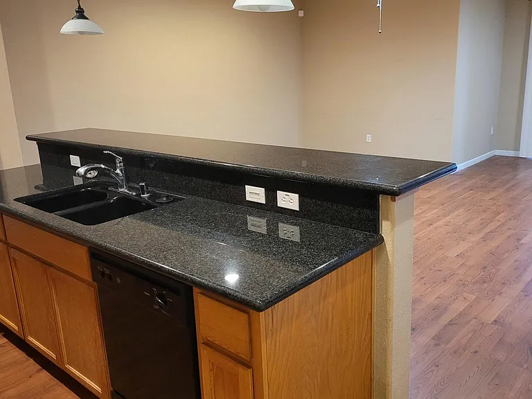 3429 Monaghan St — Photo 4