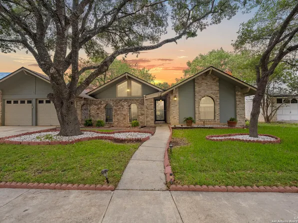 9219 George Kyle St, San Antonio, TX 78240