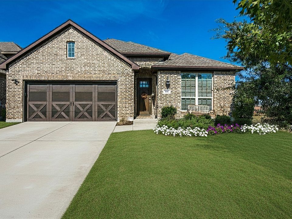 1st image of 1201 Skyflower Ln