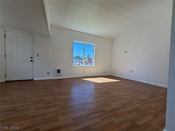 3rd image of 1305 Avenue B