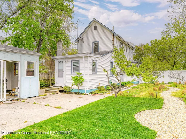819 Dunlewy St — Photo 33