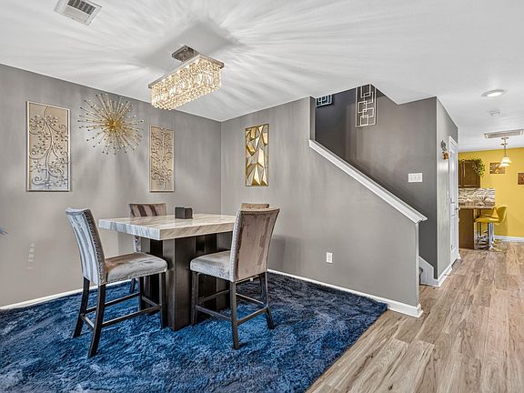 2nd image of 520 Millsgate Cir