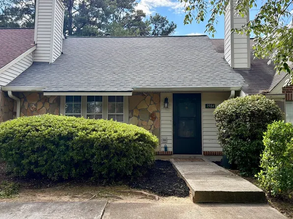 1984 Cheatham Woods Dr SW, Marietta, GA 30008