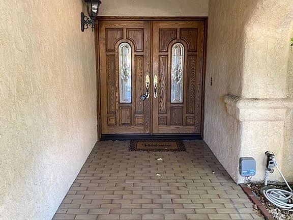 4th image of 2448 N Love Ln