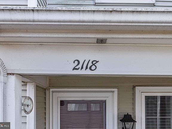 3rd image of 2118 Wexford Rd