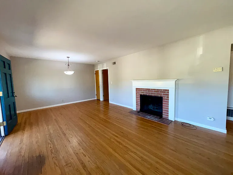 3920 Raap Ave — Photo 6