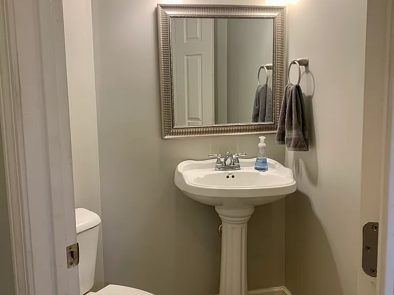 114 Walden Cv — Photo 8