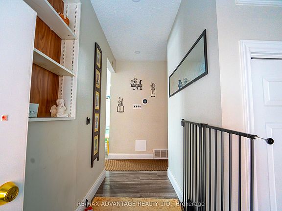 5th image of 46 Forest Rd