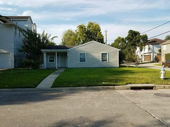 4400 Holt St, Bellaire, TX 77401