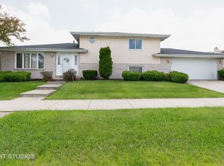 19800 Crescent Ave, Lynwood, IL