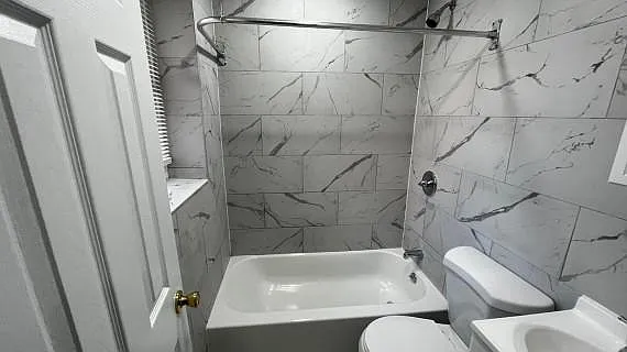 5220 Wayne Avenue — Photo 6