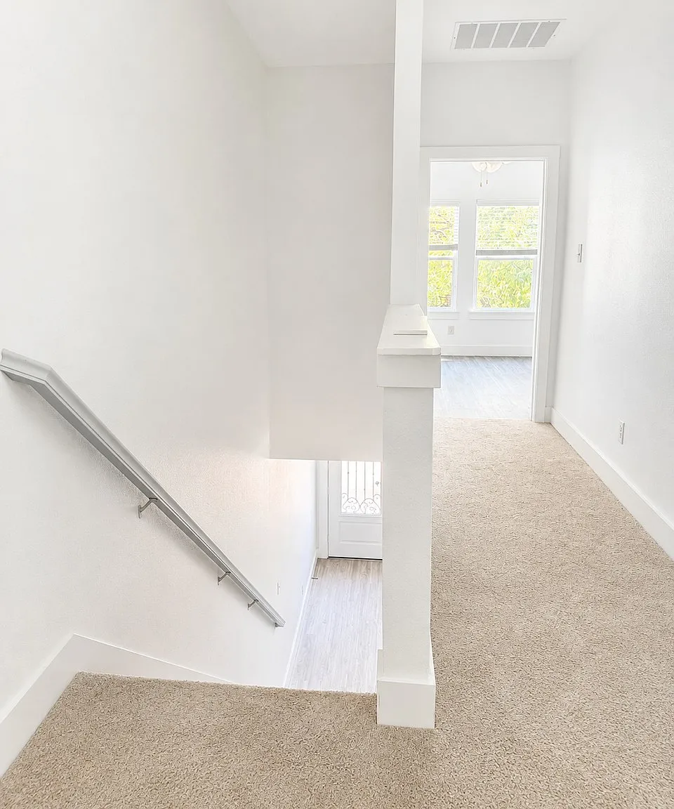 3 bed, 2.5 bath, $1,195 — Photo 4