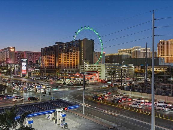 2nd image of 211 E Flamingo Rd #304