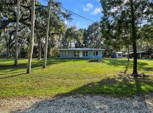 190 Hudson St, Inglis, FL 34449